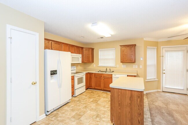 Building Photo - 5880 Mahogany Pl SW