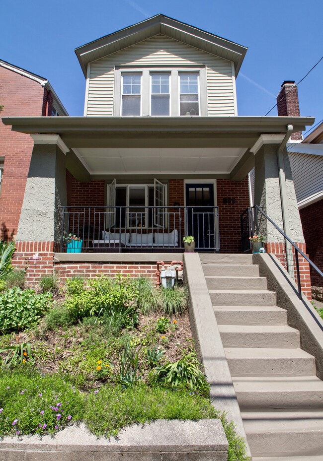 Primary Photo - 514 Hastings St