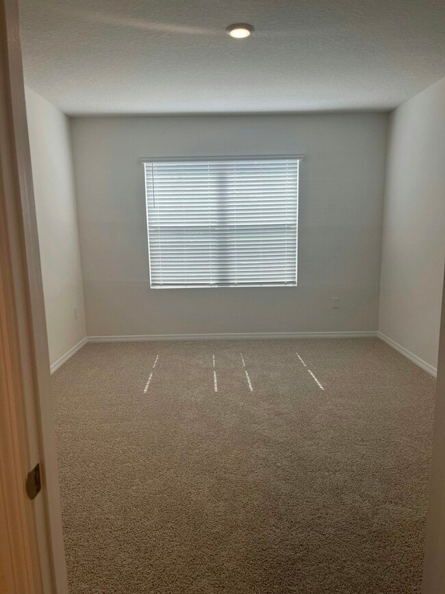 Building Photo - 1829 Red Rock Rd