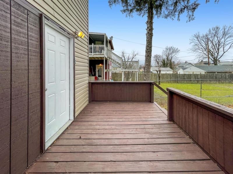 Building Photo - 196 N Burgess Ave