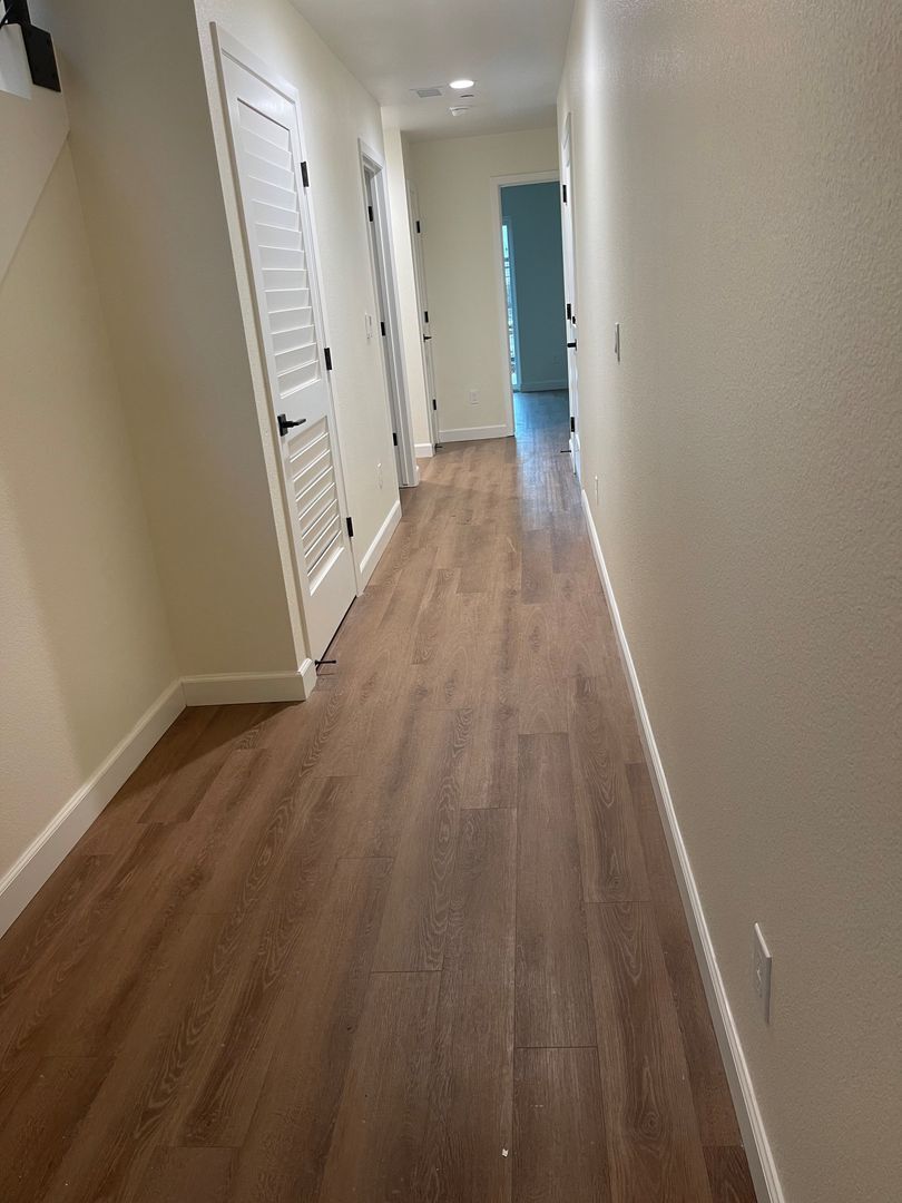 Building Photo - 2047 W Corvina Ave