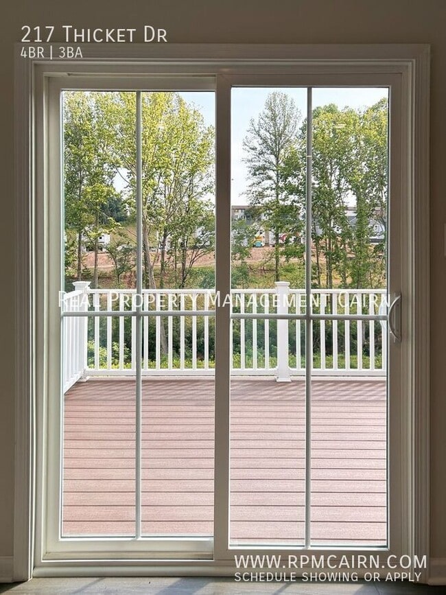 Building Photo - 217 Thicket Dr
