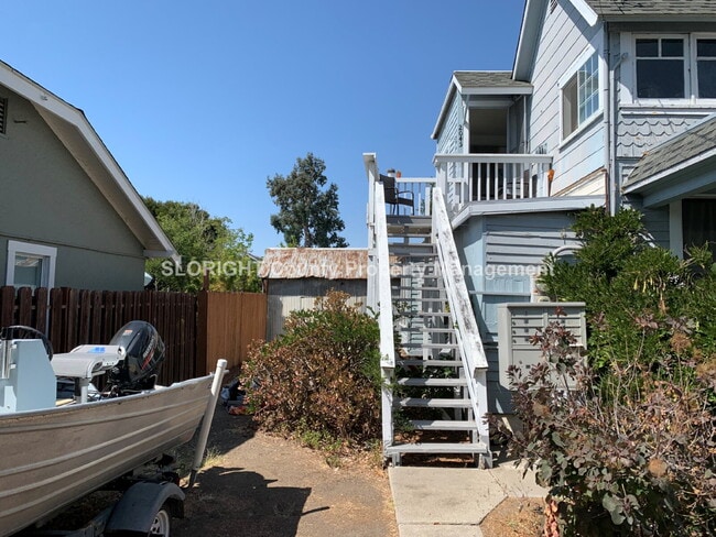 Building Photo - AVAILABLE JUNE- Studio Minutes from Downtown SLO