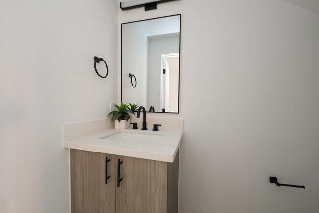 Building Photo - 8218 Casa Verde Rd