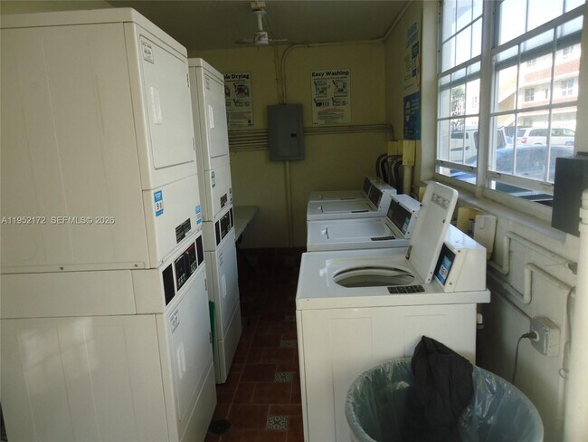 Building Photo - 1800 79th Street Causeway