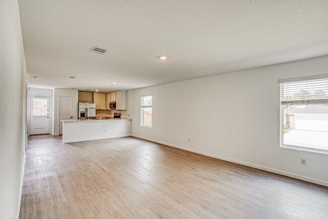 Building Photo - 15231 Abella Dr