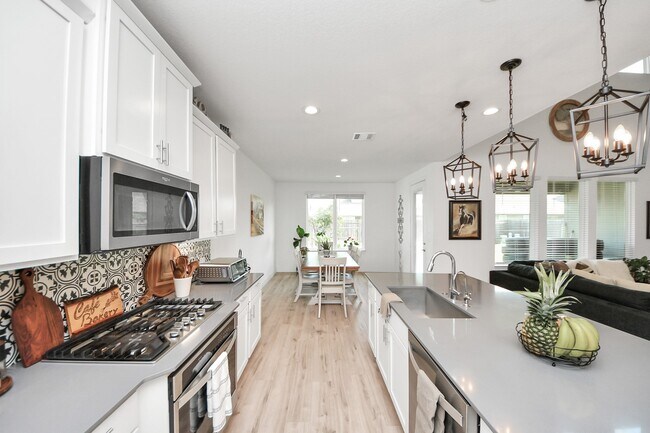Building Photo - 21130 Almaco Dr