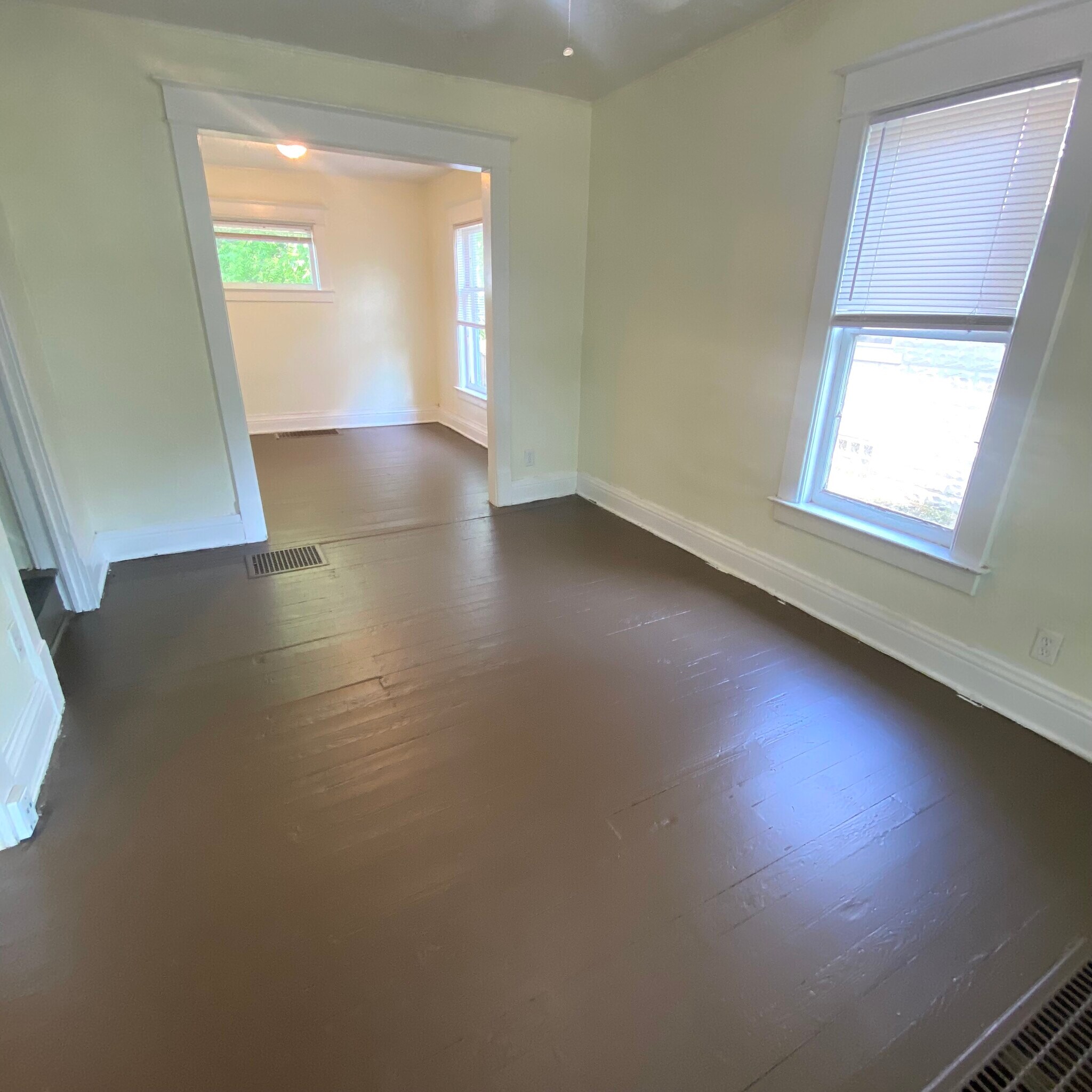 Building Photo - 222 Lathrop St