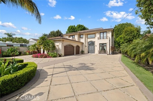 Building Photo - 5667 Lubao Ave