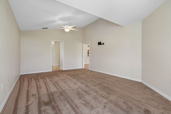 Building Photo - 3063 Westmoreland Dr