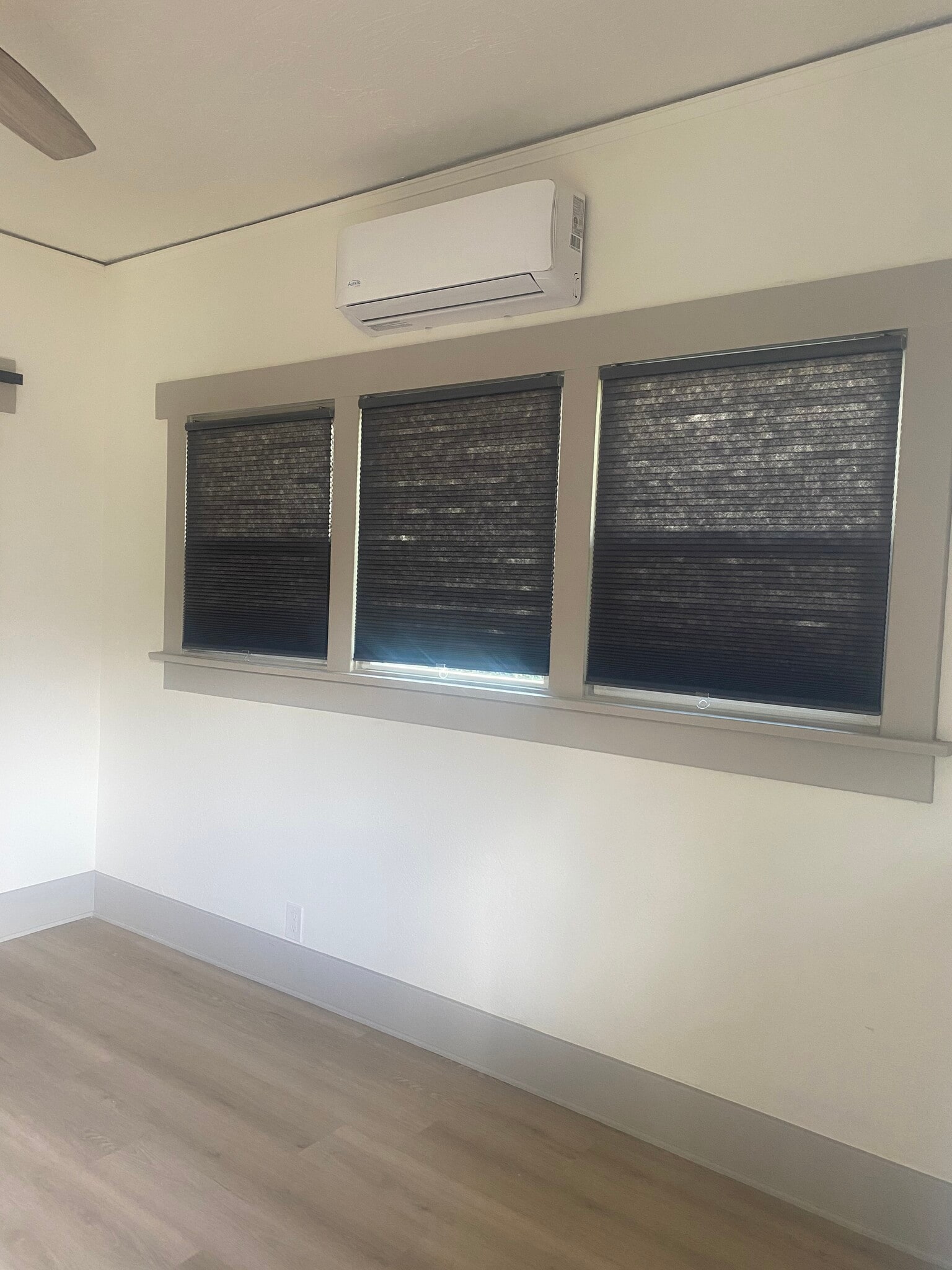 Building Photo - 1826 Lincoln Ave