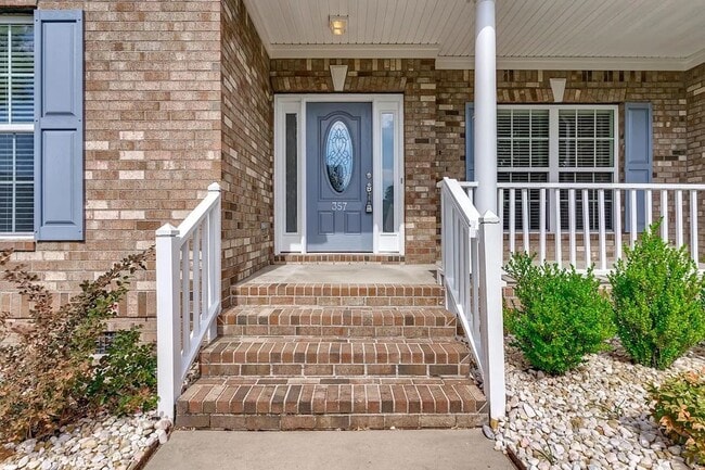 Building Photo - Beautiful home in Longcreek Plantation- Heritage Forest
