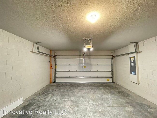 Building Photo - 2475 Sweet Viburnum Wy