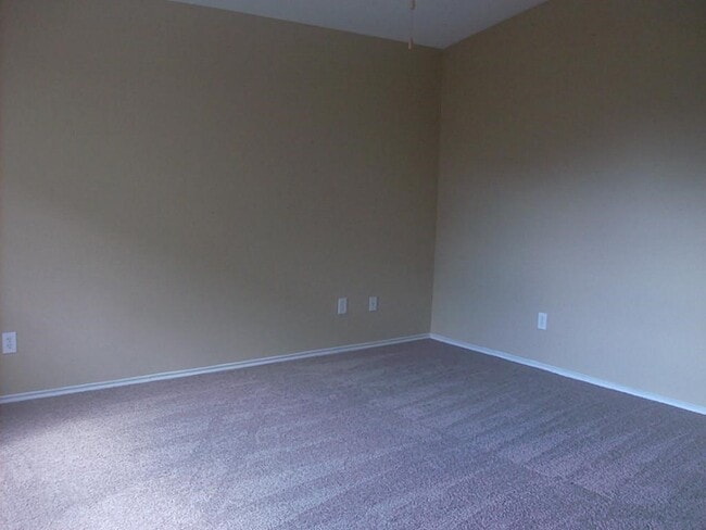 Building Photo - 6727 Stonecross Creek Ln