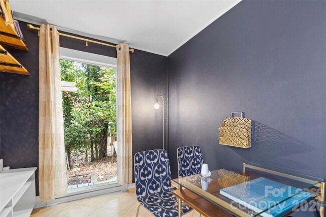 Building Photo - 25033 Molokai Dr