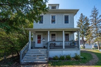 Building Photo - 38 Claremont Ave