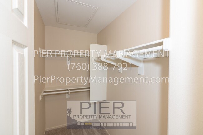 Building Photo - 3716 Jetty Point
