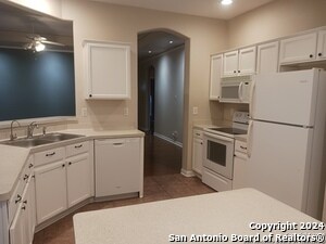 Building Photo - 6227 Parkland Oaks Dr