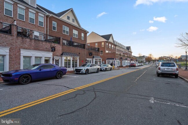 Building Photo - 602 Watermans Dr