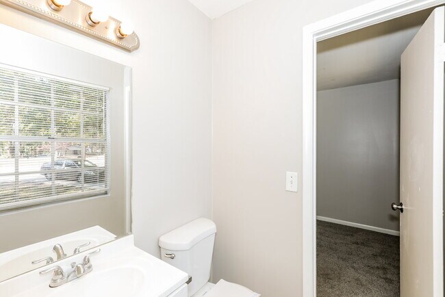 Building Photo - 7391 White Castle Ct