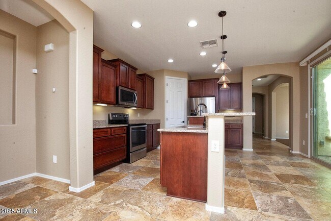 Building Photo - 21883 N 263rd Dr