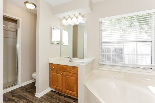 Building Photo - 2743 Cold Creek Blvd