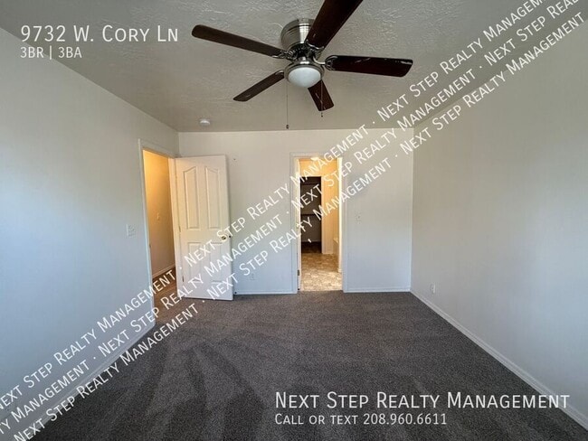 Building Photo - 9732 W Cory Ln