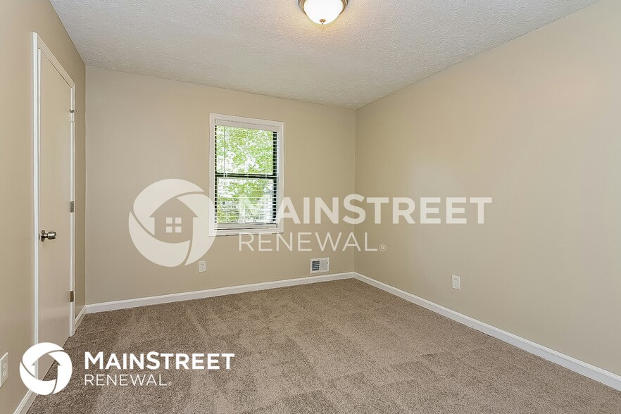 Building Photo - 8050 Sumit Wood Dr NW