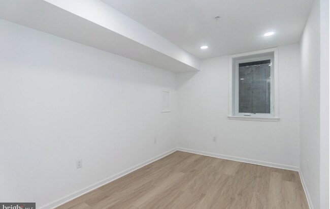 Building Photo - 1644 N Marshall St
