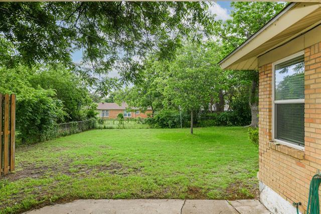 Building Photo - 4825 Trail Lake Dr