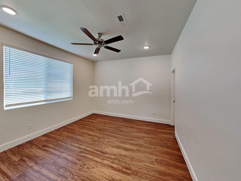 Building Photo - 2646 W 3290 S