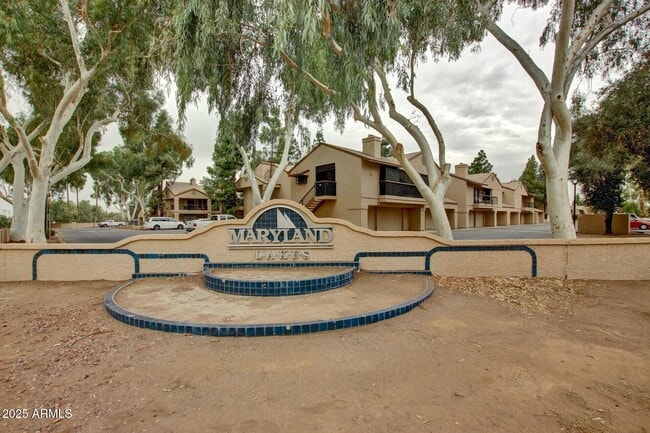 Building Photo - 6550 N 47th Ave