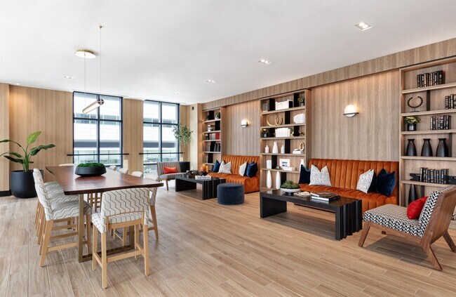 Building Photo - 32 Oakland Ave