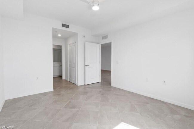 Building Photo - 5651 Double Eagle Cir