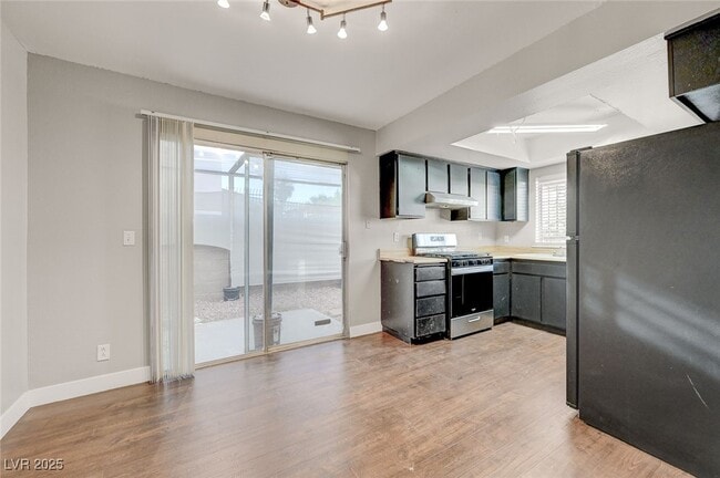 Building Photo - 4339 Spencer St