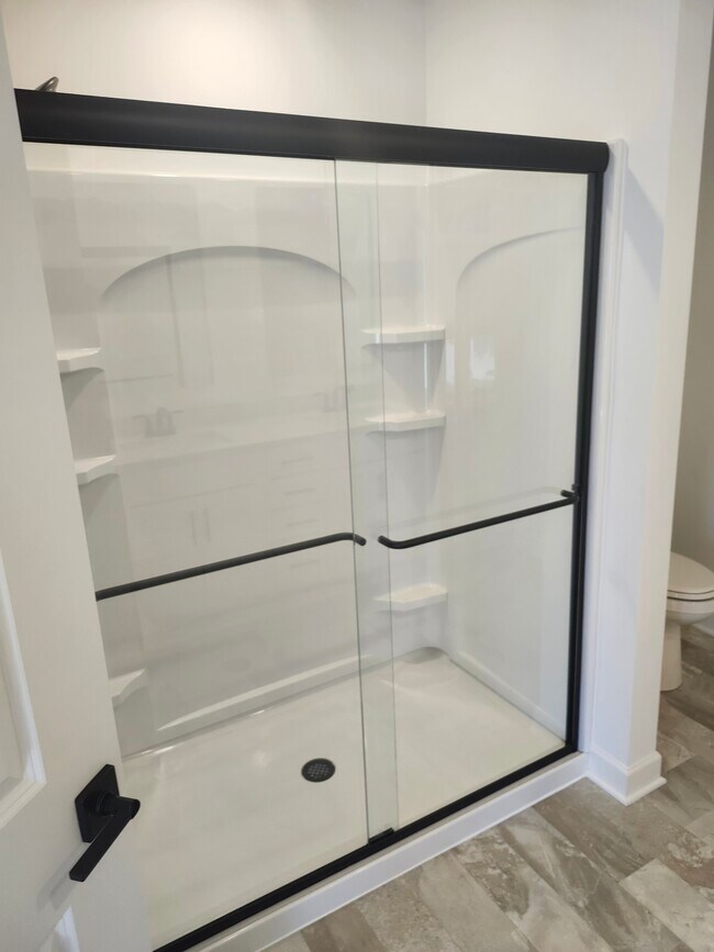 Building Photo - 10531 Harbor Ln N