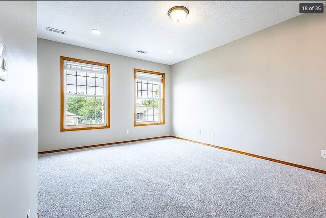 Building Photo - Gretna Gem: 4 Bedroom Home with Room to Grow