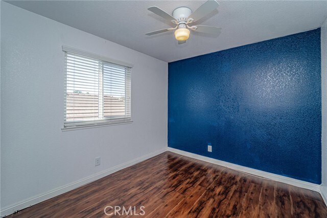 Building Photo - 11123 Woodview Dr