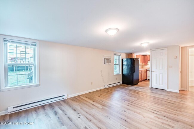 Building Photo - 1612 Ellwood Ave