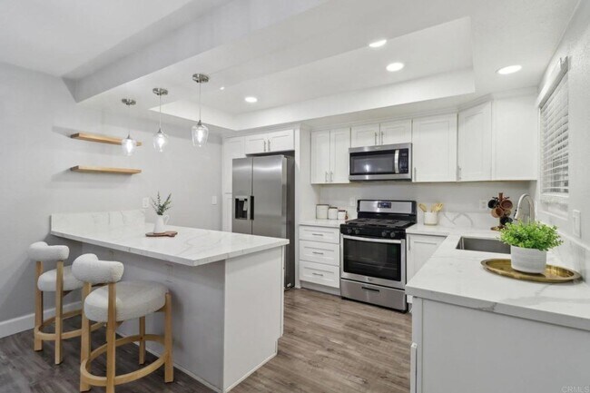 Building Photo - 4BD/2BA Recently Renovated Home in Escondido