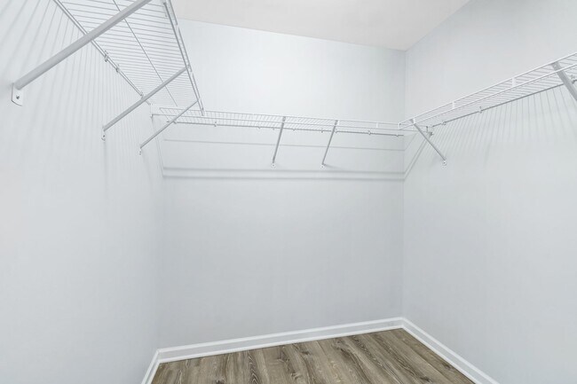 Building Photo - Brightleaf at the Park Townhome!