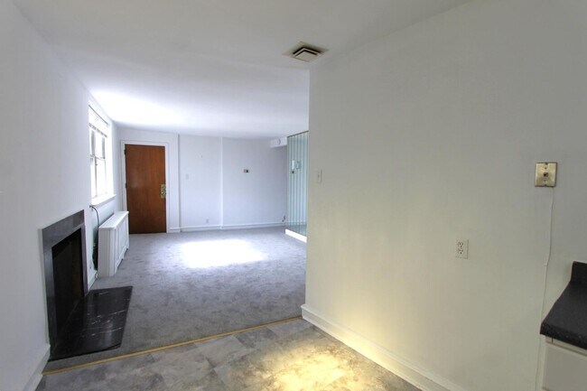 Building Photo - 6711 S Pleasant Pl