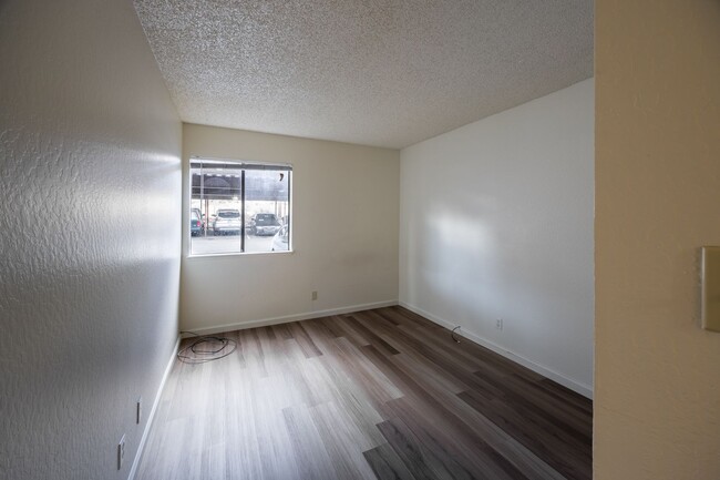 Building Photo - Coming Soon - WALK TO VIRGINIA LAKE!