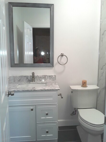 Building Photo - 298 W 23rd St