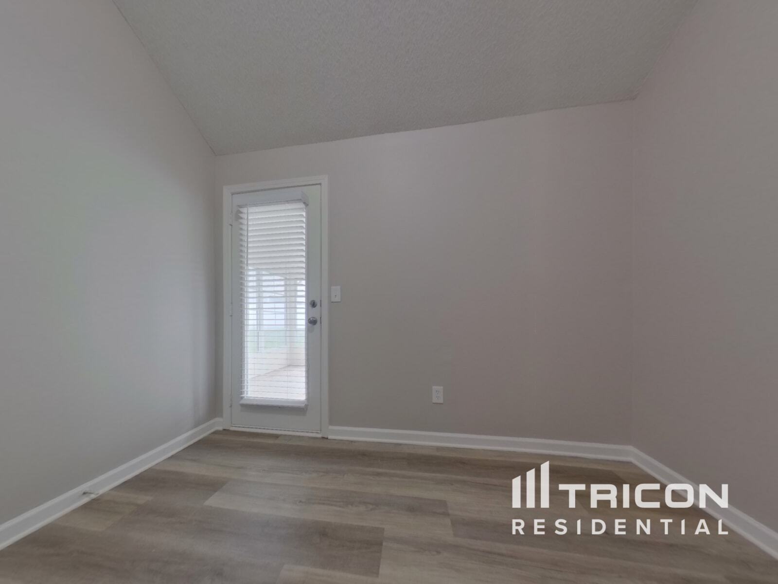 Building Photo - 3011 Summer Breeze Dr