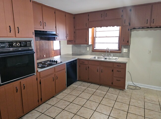 Building Photo - 3101 Cabriolet Trail