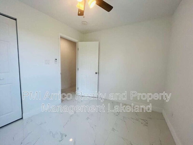 Building Photo - 8170 State Rd 60