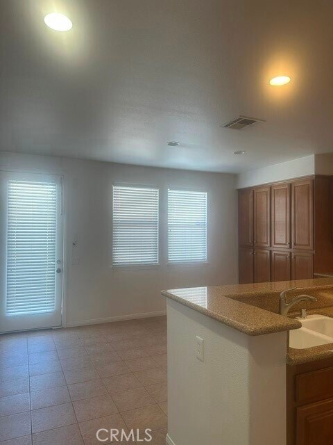 Building Photo - 13029 Hillhaven Ct