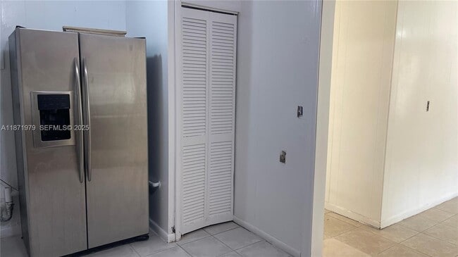 Building Photo - 301 N 67th Ave