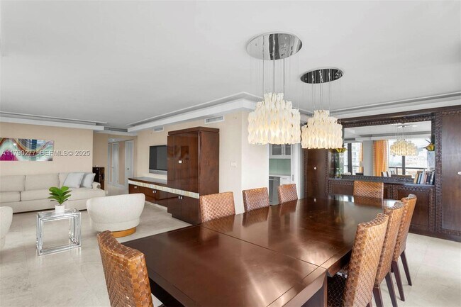 Building Photo - 19667 Turnberry Way